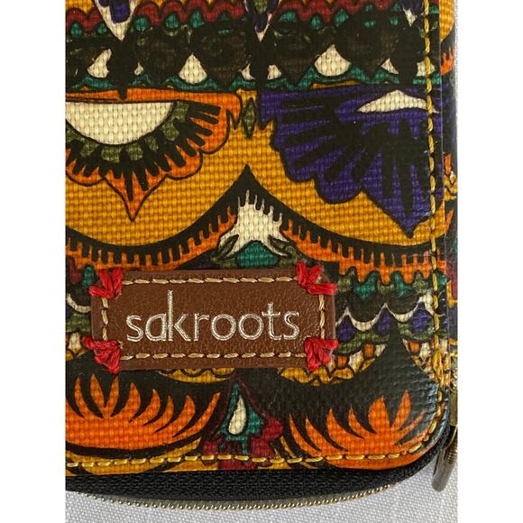 Sakroots coated canvas zip around crossbody bag with lots of pockets - Picture 8 of 9